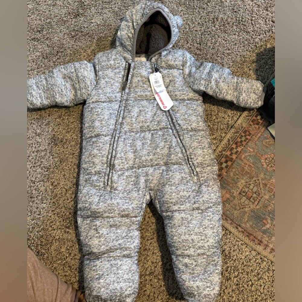Brand new snow suit